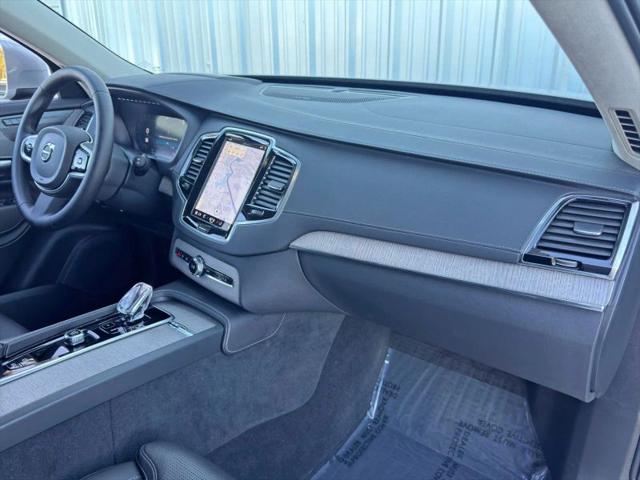 2024 Volvo XC90 B6 Ultimate Bright Theme 7-Seater