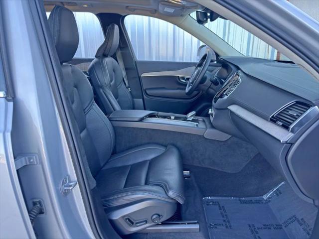 2024 Volvo XC90 B6 Ultimate Bright Theme 7-Seater