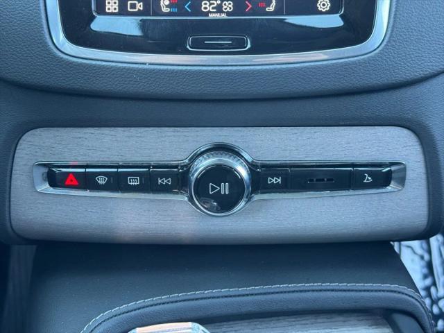 2024 Volvo XC90 B6 Ultimate Bright Theme 7-Seater