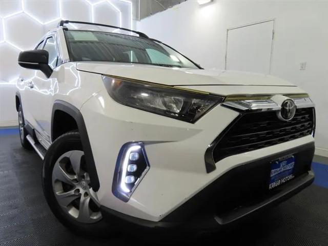 2021 Toyota RAV4 LE