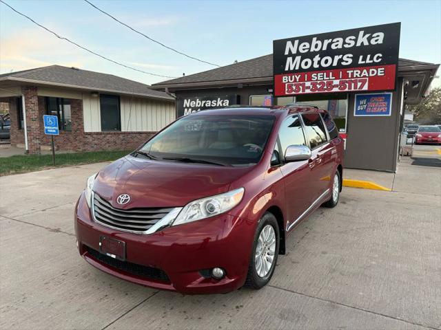 2011 Toyota Sienna XLE