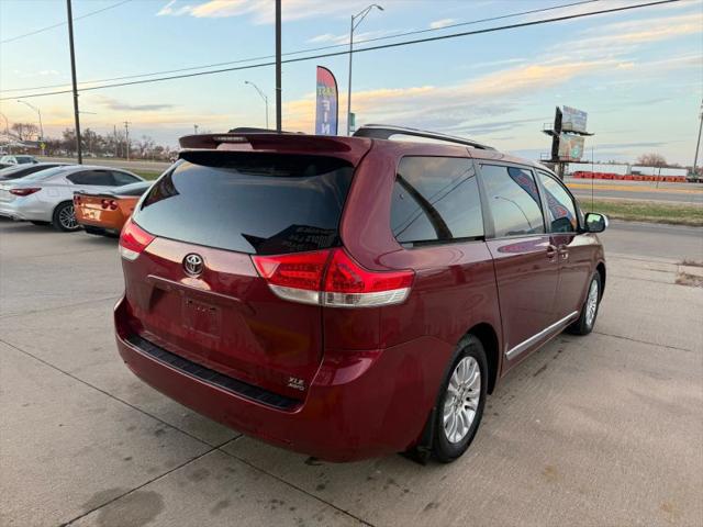2011 Toyota Sienna XLE