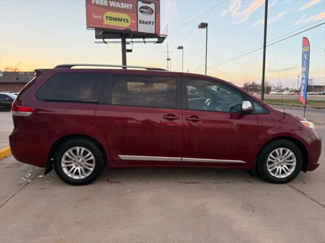 2011 Toyota Sienna XLE