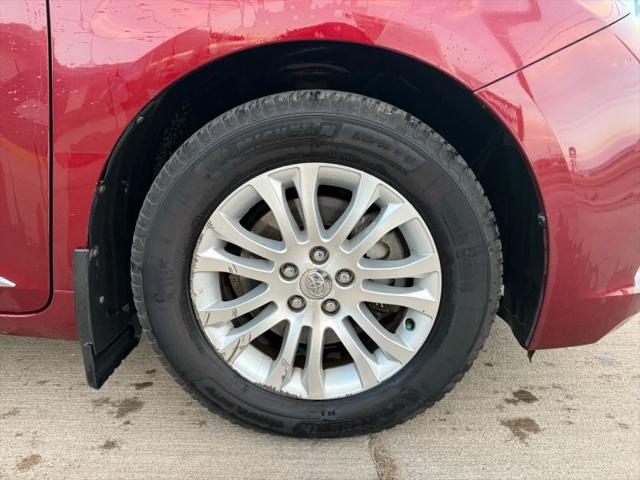 2011 Toyota Sienna XLE