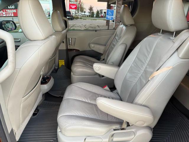 2011 Toyota Sienna XLE
