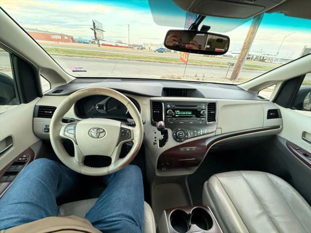 2011 Toyota Sienna XLE