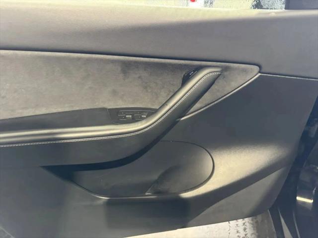 2022 Tesla Model Y Performance Dual Motor All-Wheel Drive