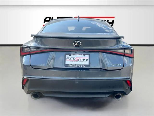 2023 Lexus IS 300 300