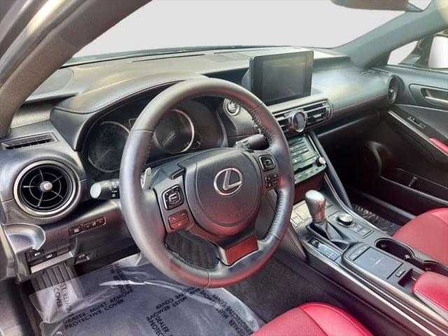 2023 Lexus IS 300 300