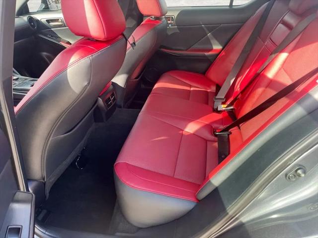 2023 Lexus IS 300 300