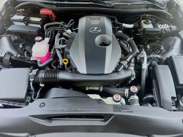 2023 Lexus IS 300 300