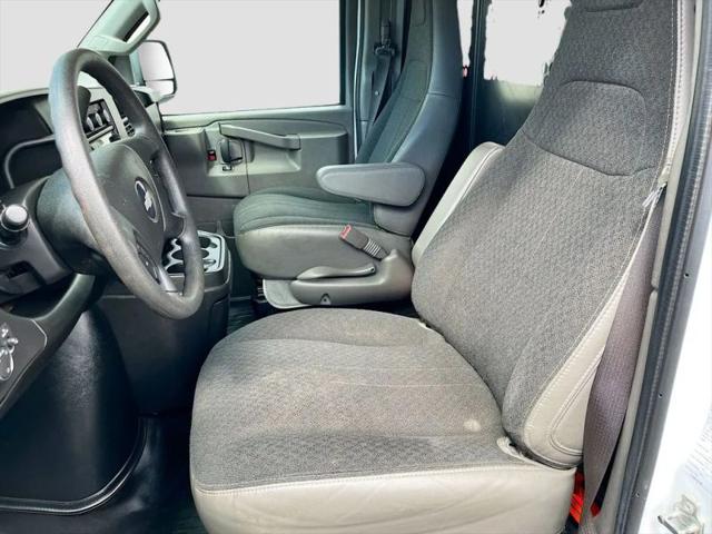 2023 Chevrolet Express Cargo Van RWD 2500 Regular Wheelbase WT
