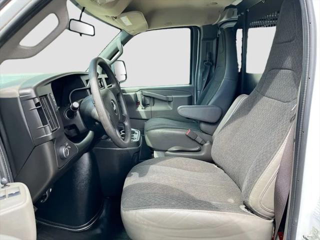 2023 Chevrolet Express Cargo Van RWD 2500 Regular Wheelbase WT