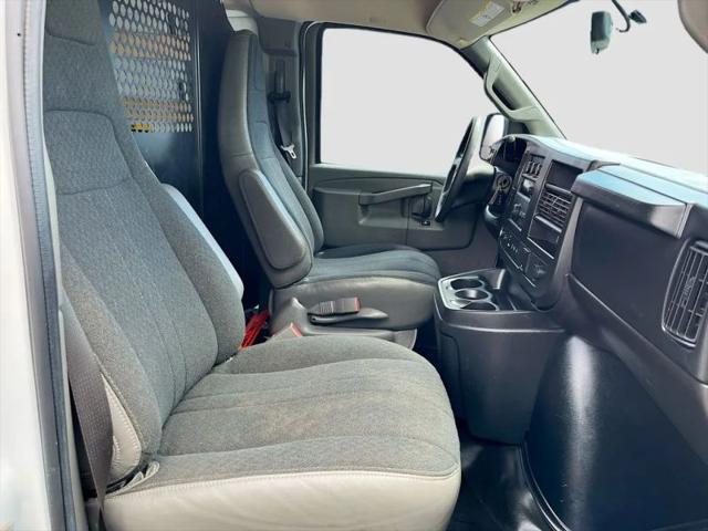 2023 Chevrolet Express Cargo Van RWD 2500 Regular Wheelbase WT