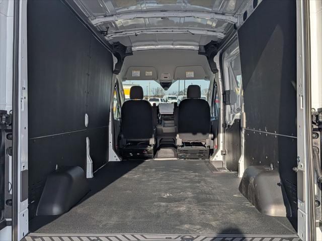 2026 Ford Transit Cargo Van Base