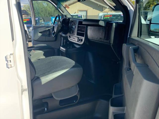 2019 GMC Savana 3500 Work Van