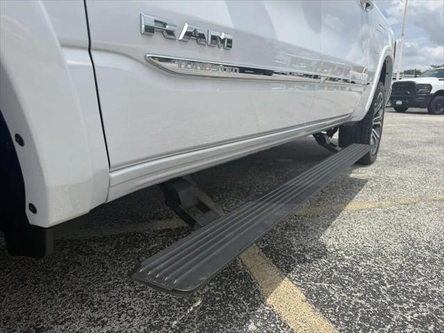 2026 Ram 1500 Tungsten Crew Cab 4x4 5'7" Box