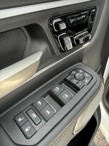 2026 Ram 1500 Tungsten Crew Cab 4x4 5'7" Box