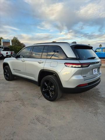 2023 Jeep Grand Cherokee Altitude X 4x4