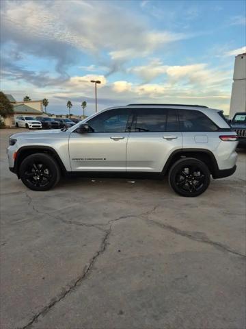 2023 Jeep Grand Cherokee Altitude X 4x4
