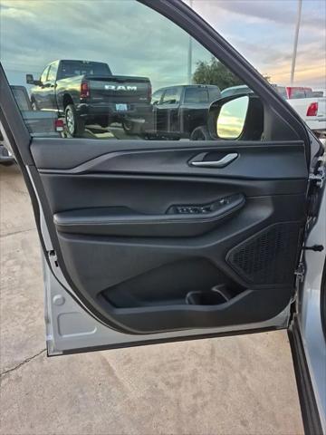 2023 Jeep Grand Cherokee Altitude X 4x4