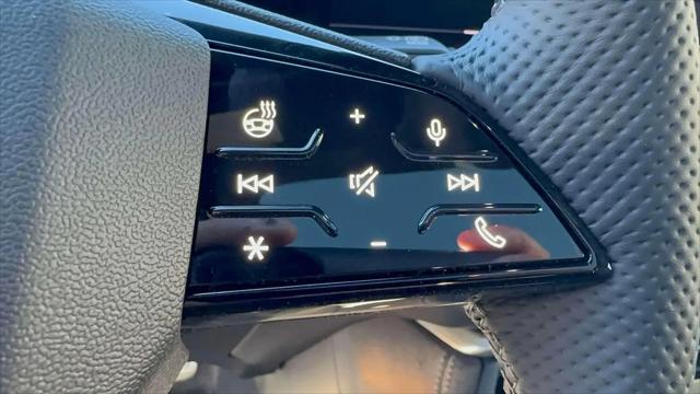 2025 Audi SQ5 Premium Plus TFSI quattro S tronic