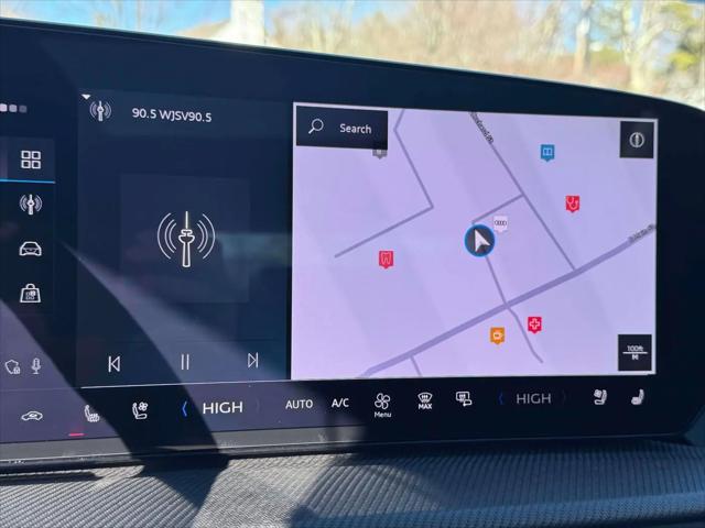 2025 Audi SQ5 Premium Plus TFSI quattro S tronic