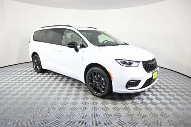 2026 Chrysler Pacifica Limited AWD