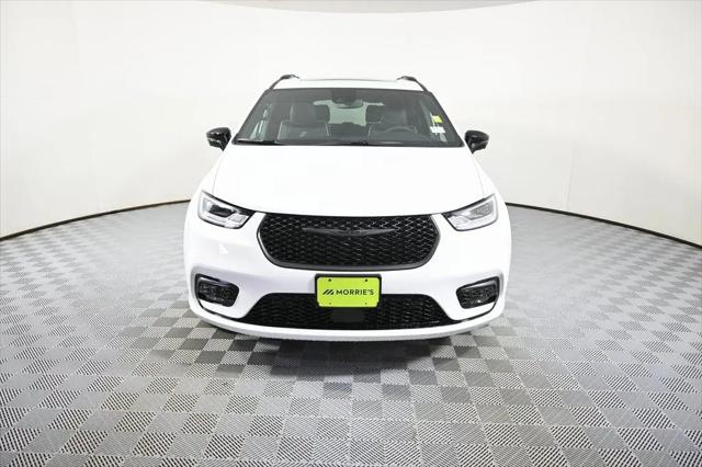 2026 Chrysler Pacifica Limited AWD