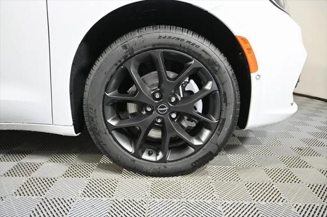 2026 Chrysler Pacifica Limited AWD