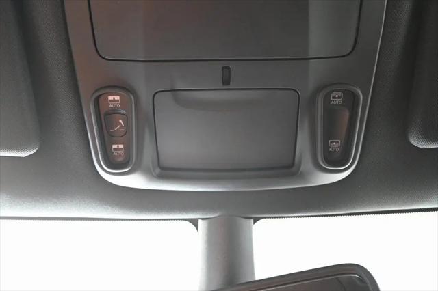 2026 Chrysler Pacifica Limited AWD