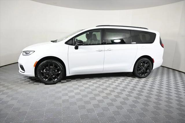 2026 Chrysler Pacifica Limited AWD