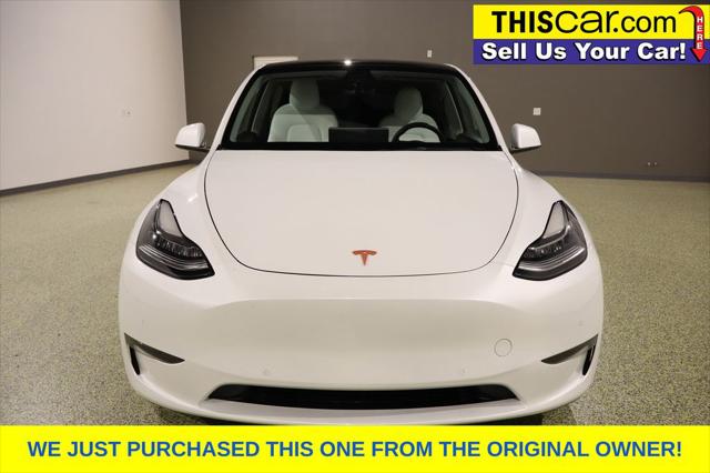 2022 Tesla Model Y Long Range photo 2