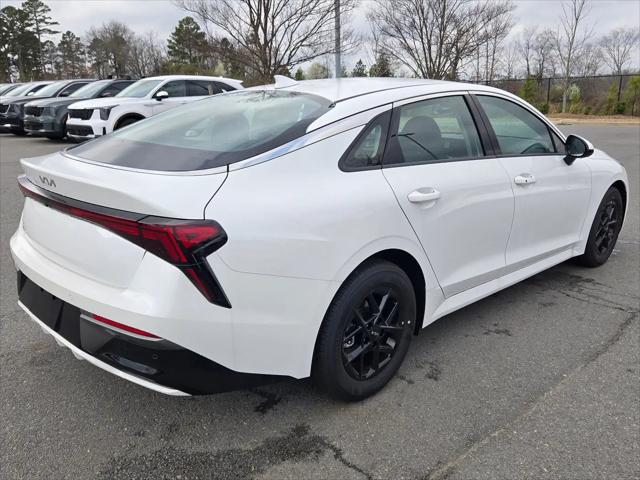 2026 Kia K5 LXS FWD
