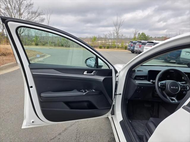 2026 Kia K5 LXS FWD