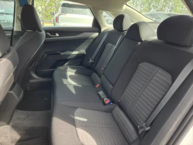 2026 Kia K5 LXS FWD