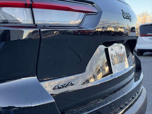 2025 Jeep Grand Cherokee L Altitude X 4x4