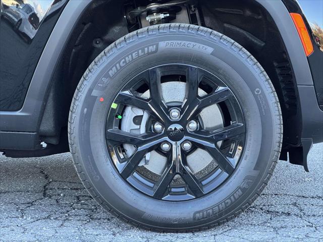 2025 Jeep Grand Cherokee L Altitude X 4x4