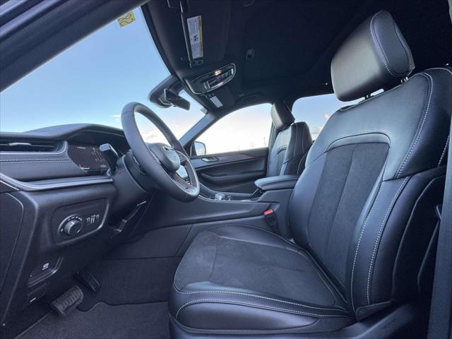 2025 Jeep Grand Cherokee L Altitude X 4x4