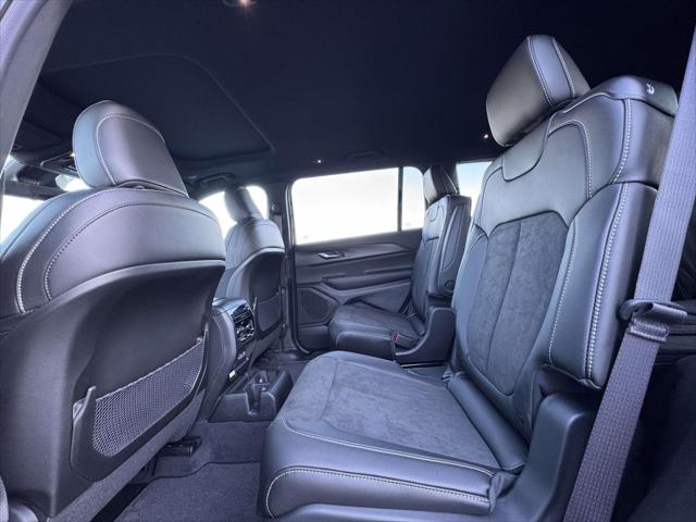 2025 Jeep Grand Cherokee L Altitude X 4x4