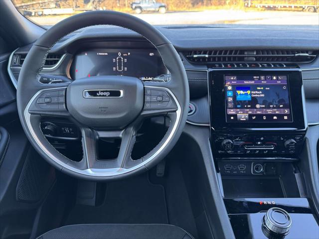 2025 Jeep Grand Cherokee L Altitude X 4x4