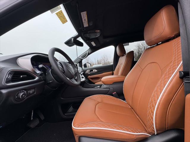 2026 Chrysler Pacifica Pinnacle AWD