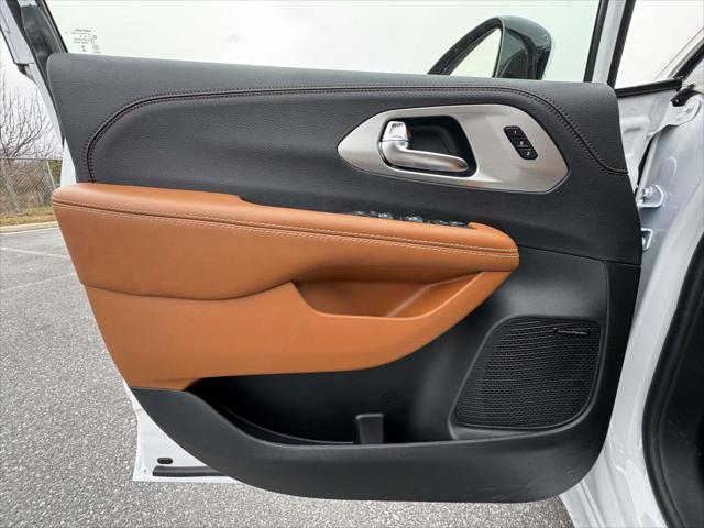 2026 Chrysler Pacifica Pinnacle AWD