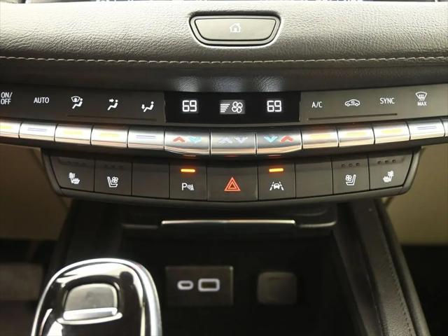 2023 Cadillac XT4 FWD Premium Luxury