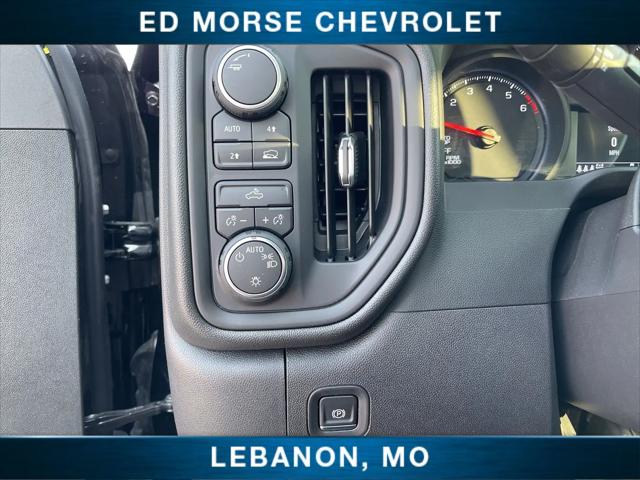2026 Chevrolet Silverado 1500 4WD Crew Cab Short Bed Custom