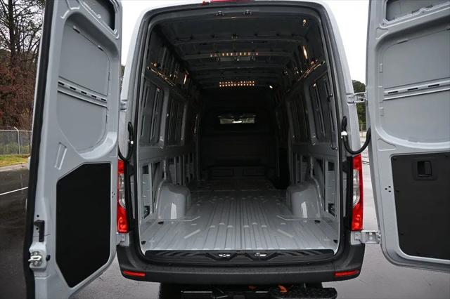 2026 Mercedes-Benz Sprinter 3500XD High Roof 4-Cyl Diesel HO