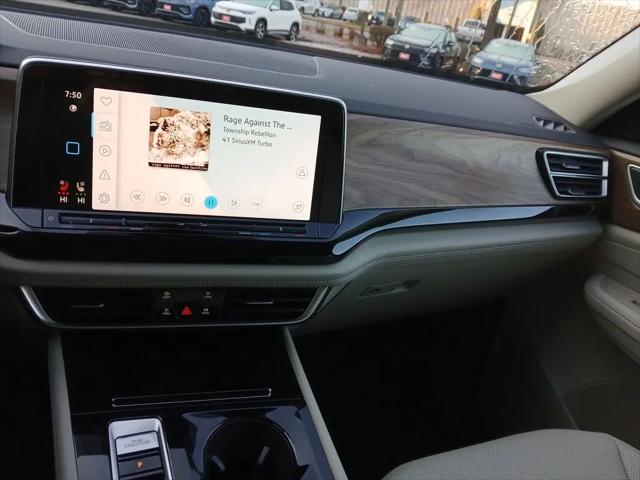 2026 Volkswagen Atlas SE with Technology