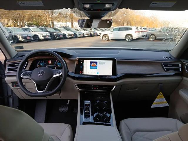 2026 Volkswagen Atlas SE with Technology