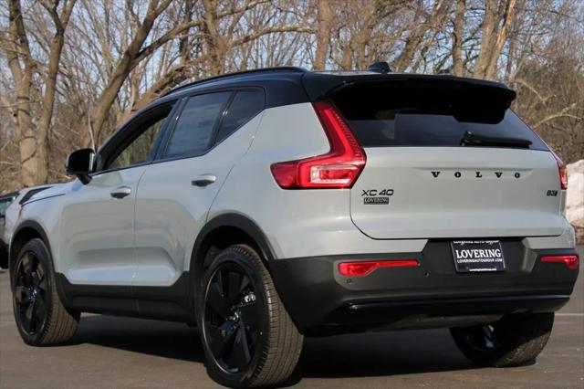 2026 Volvo XC40 Black Edition Ultra, B5 AWD Gas (mild hybrid)