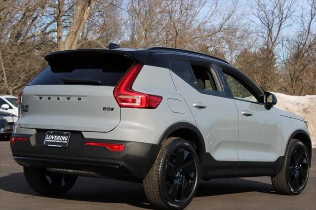 2026 Volvo XC40 Black Edition Ultra, B5 AWD Gas (mild hybrid)